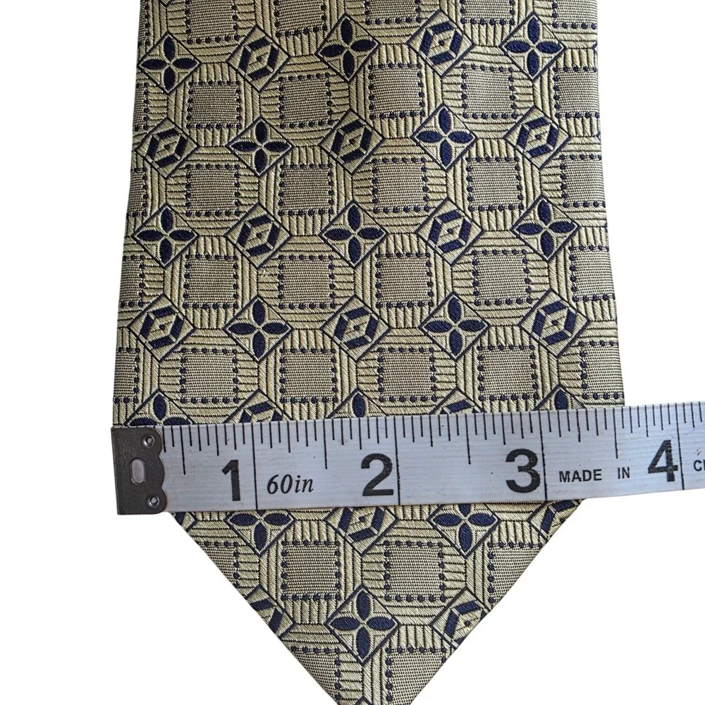 Rene Lezard Mens Silk Geometric‎ Pattern Neck Tie Gold Navy
